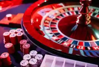 Giao diện game slot online banca30 hiển thị trên màn hình điện thoại Việt Nam
